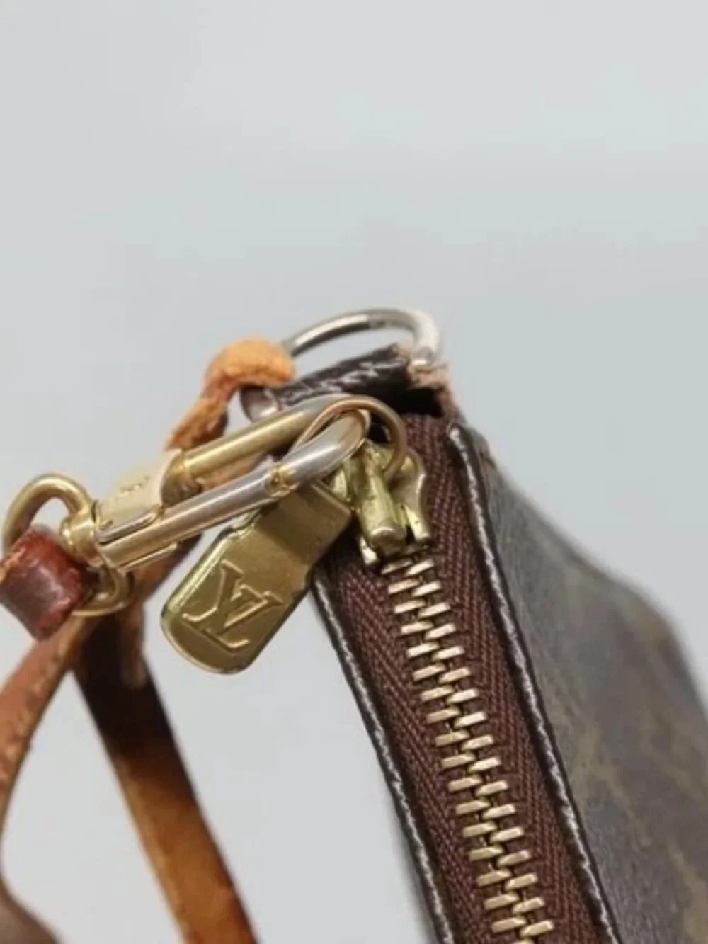 LOUIS VUITTON Monogram Pochette Accessoires Pouch M51980 LV Auth bs27577